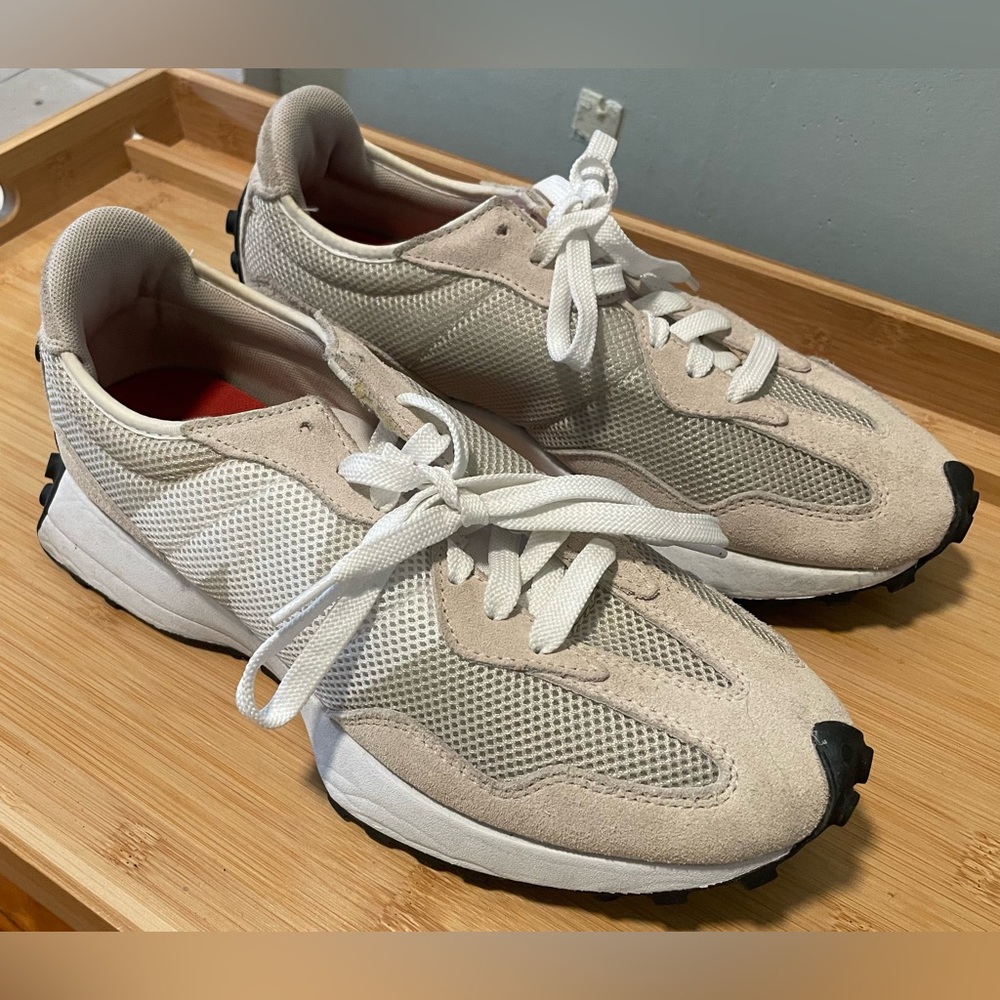 Women new balance 327